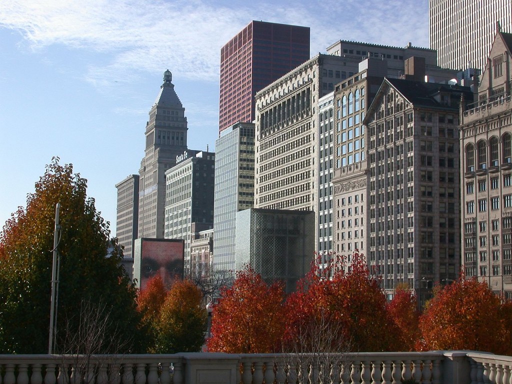 1280px-MichiganAveFromMilleniumPark_ChicagoIL[1]