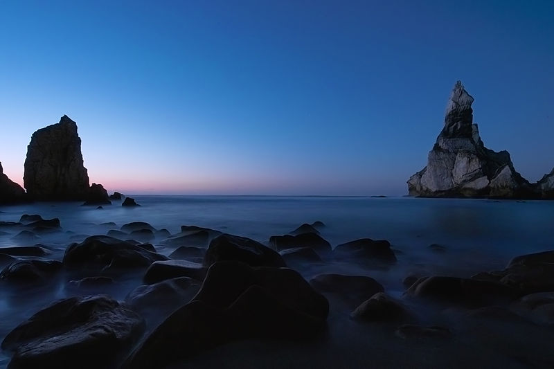 800px-Seascape_after_sunset_denoised[1]