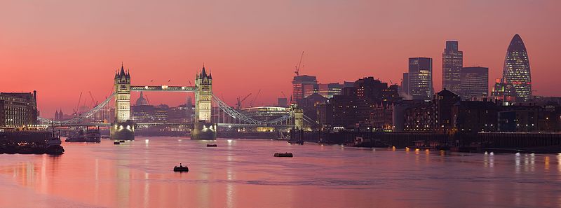 800px-london_thames_sunset_panorama_-_feb_20081