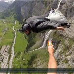 Passage de témoin en Wingsuit !