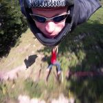 Retour sur les vols incroyables en Wingsuit de Jeb Corliss