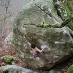 Une leçon d’escalade par Adam Ondra à Fontainebleau