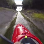 Incroyable : Du kayak dans un fossé de drainage