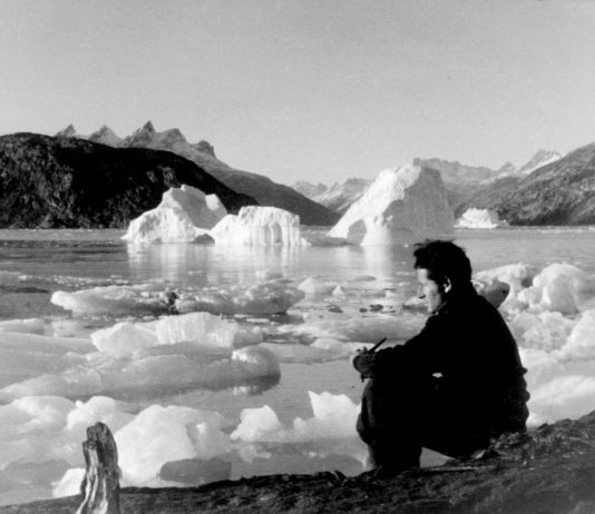 Sortie de la première biographie de Paul-Émile Victor, « J’ai toujours vécu demain » de Daphné Victor et Stéphane Dugast