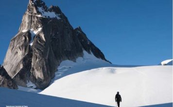 Préparatifs de voyage pour un trek en Russie