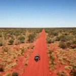 Premières images de l’expédition Solar off-road avec Charles Hedrich dans le désert de Simpson