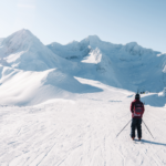 Ski de randonnée et séjour en famille : c’est possible dans les Pyrénées !